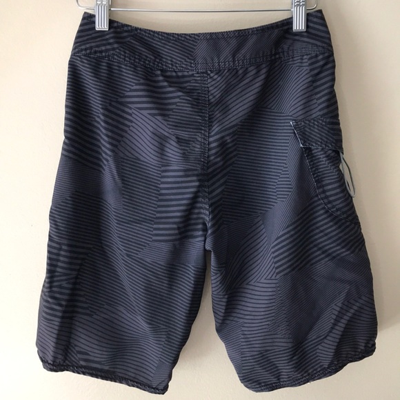 Men’s sz 26 Volcom swim board shorts - Picture 5 of 5